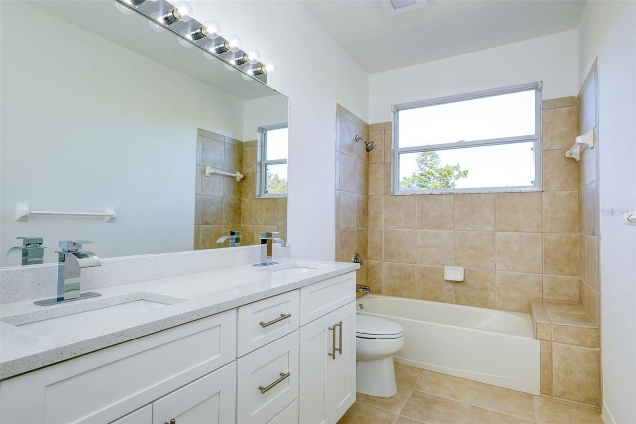 5121 Glade Fern Court, Sarasota, FL 34238 Photo