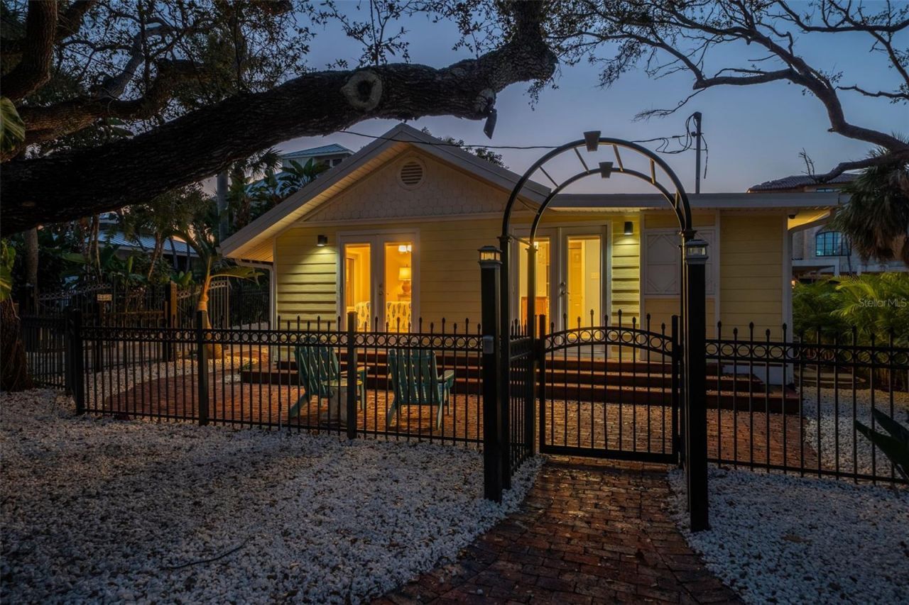 7152 Point Of Rocks Circle, Sarasota, FL 34242 Photo