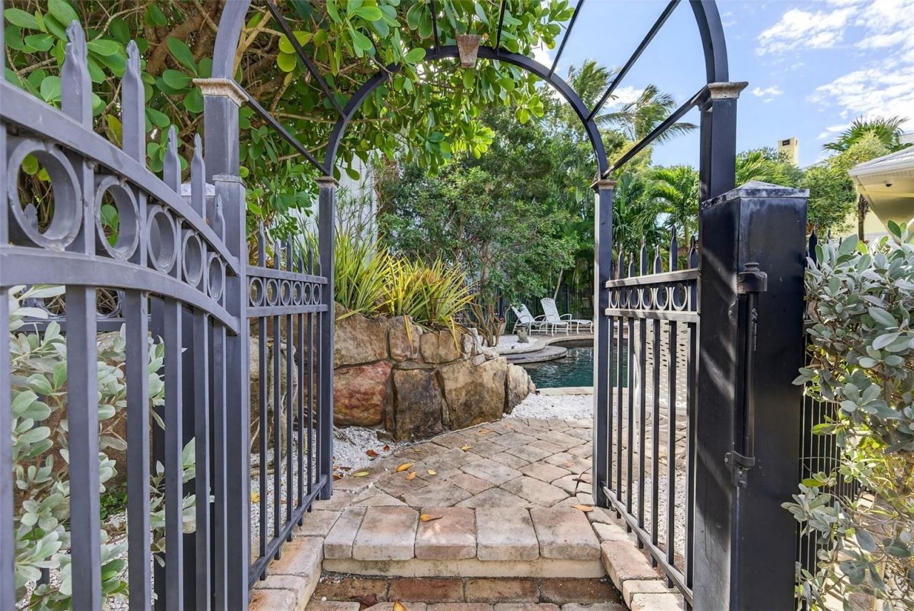 7152 Point Of Rocks Circle, Sarasota, FL 34242 Photo