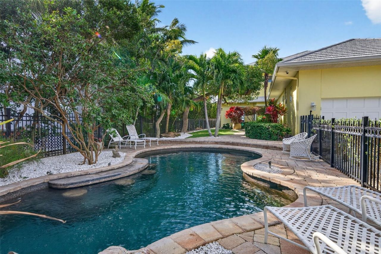 7152 Point Of Rocks Circle, Sarasota, FL 34242 Photo