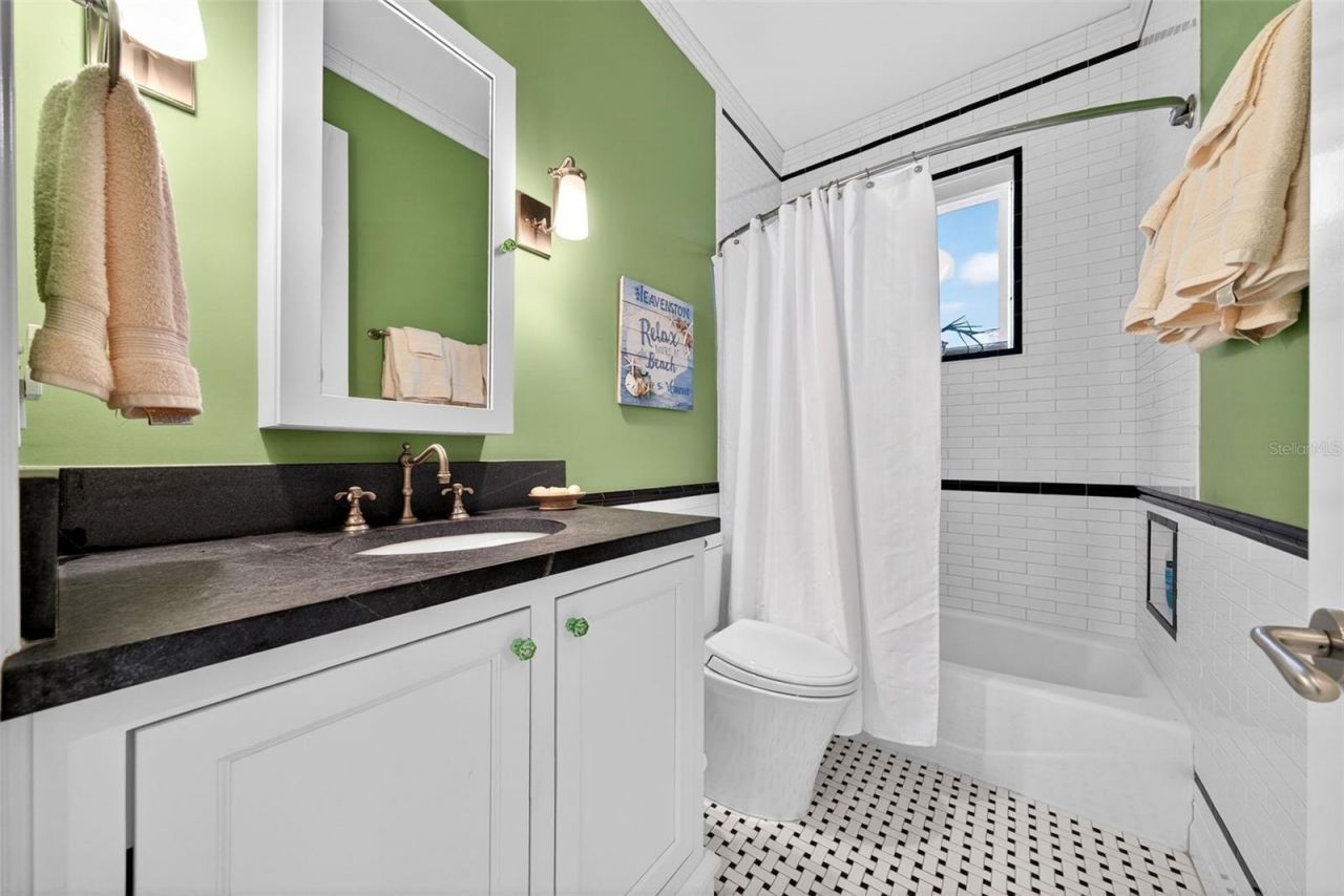 7152 Point Of Rocks Circle, Sarasota, FL 34242 Photo