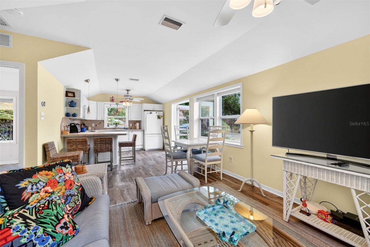 7152 Point Of Rocks Circle, Sarasota, FL 34242 Photo