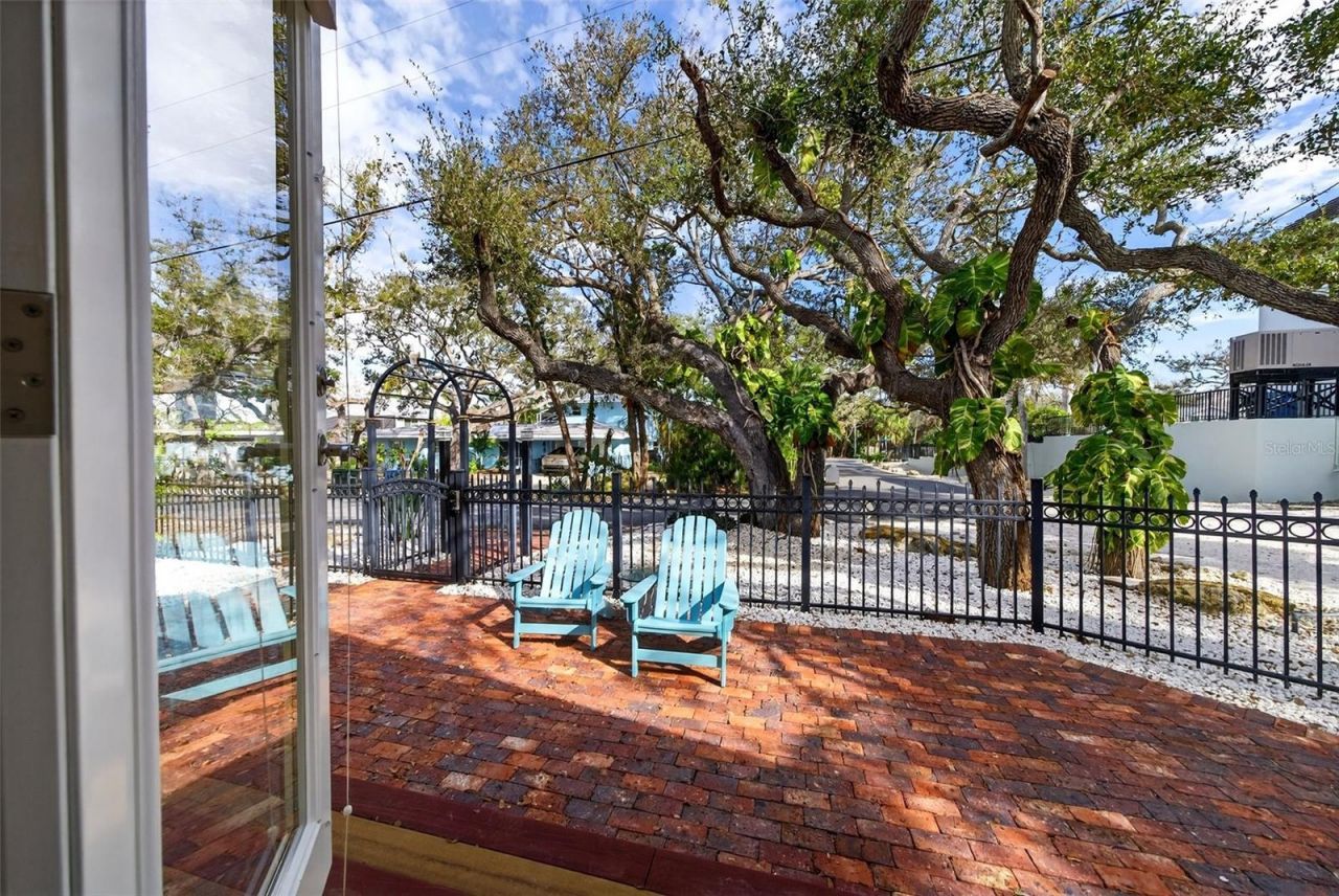 7152 Point Of Rocks Circle, Sarasota, FL 34242 Photo