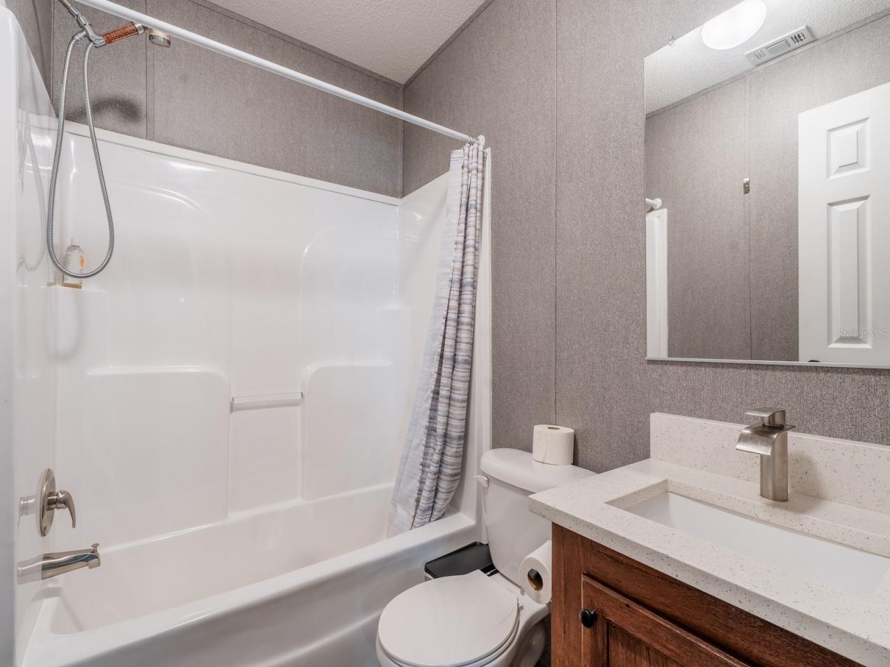 5600 NE Nfr 5, Silver Springs, FL 34488 Photo