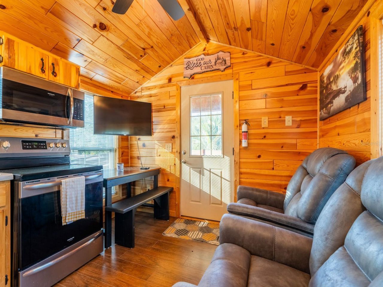 5600 NE Nfr 5, Silver Springs, FL 34488 Photo