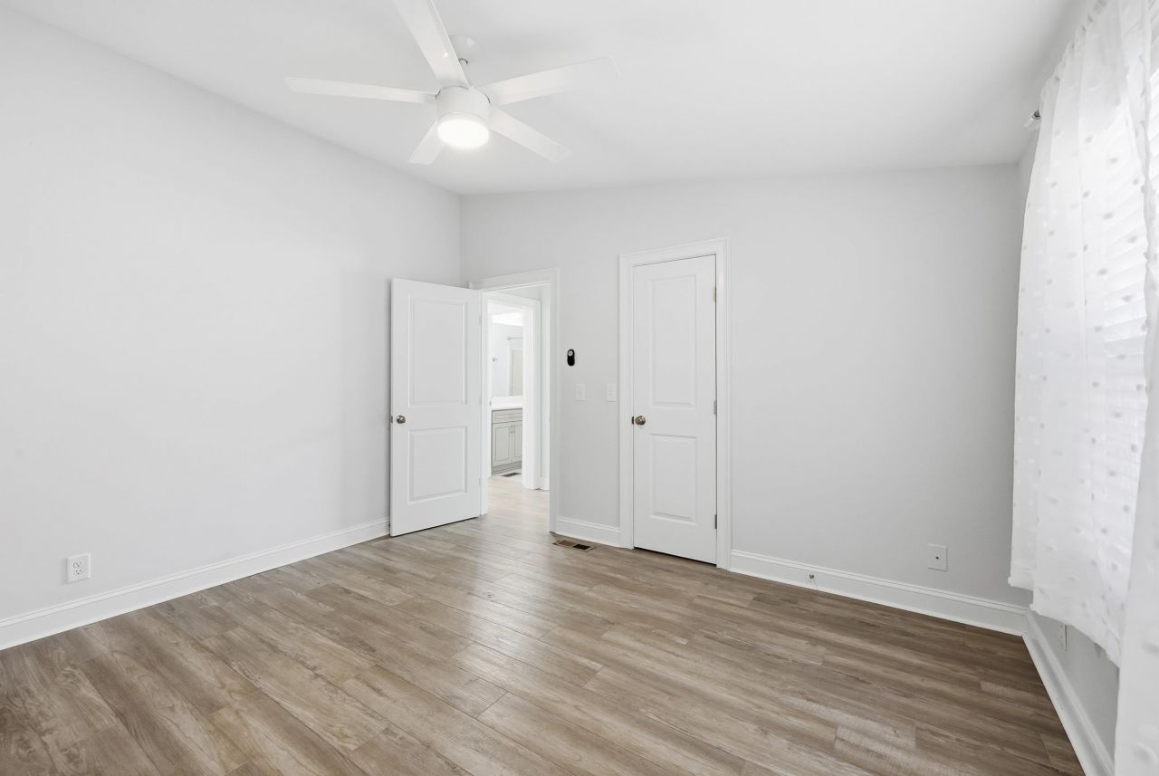 24 Samy Ln. Photo 11