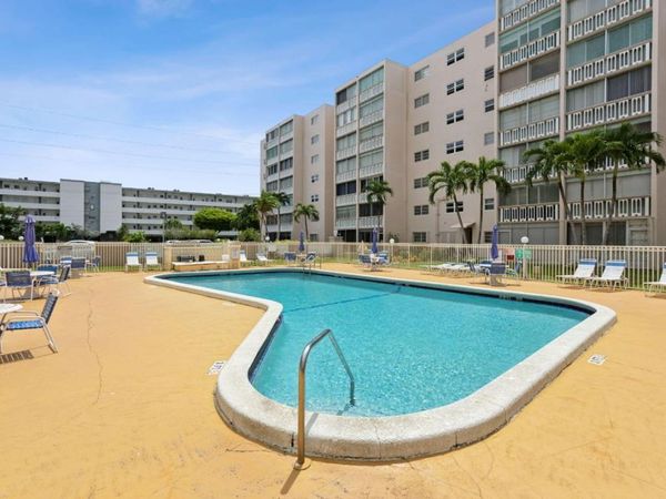 500 NE 12th Avenue, Unit 701, Hallandale Beach, FL 33009
