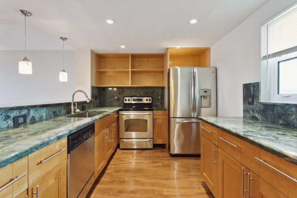 500 NE 12th Avenue, Unit 701, Hallandale Beach, FL 33009 Photo