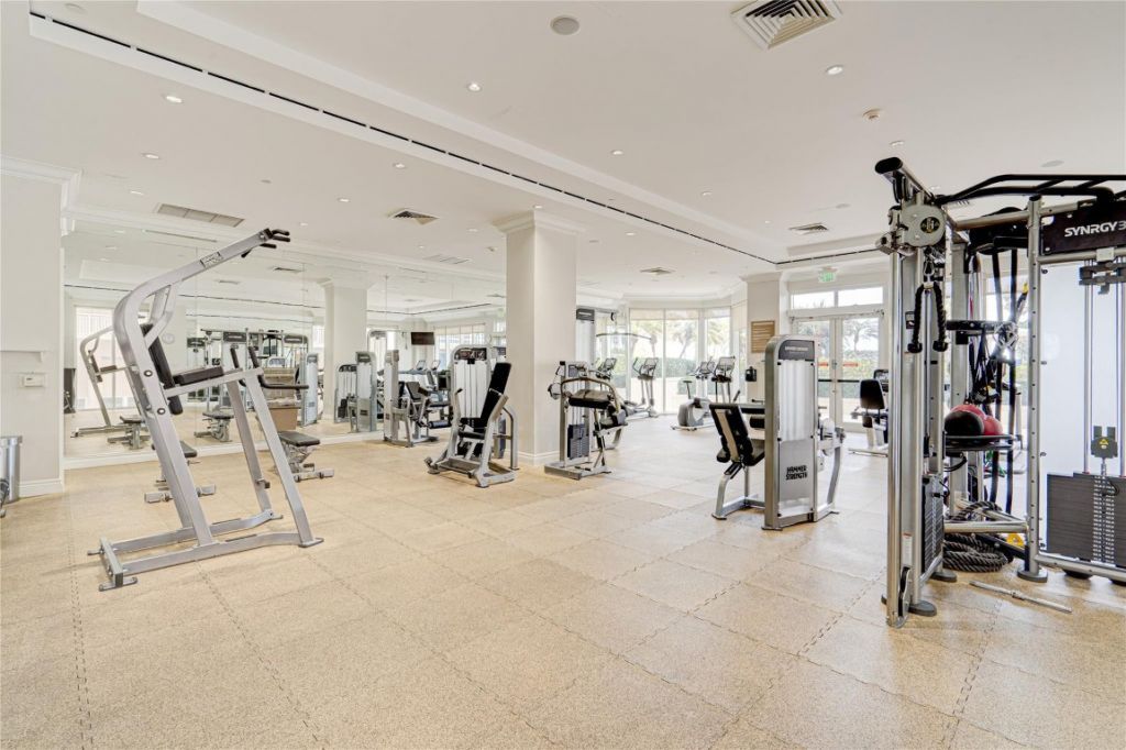 4240 Galt Ocean Drive, Unit 704, Fort Lauderdale, FL 33308 Photo