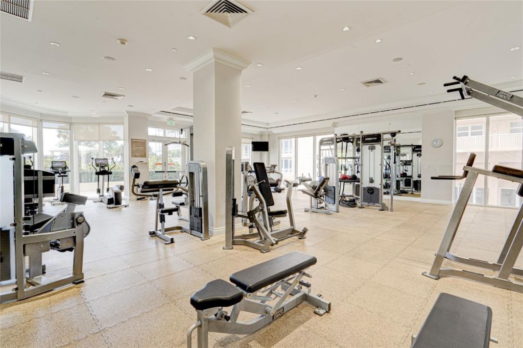 4240 Galt Ocean Drive, Unit 704, Fort Lauderdale, FL 33308 Photo