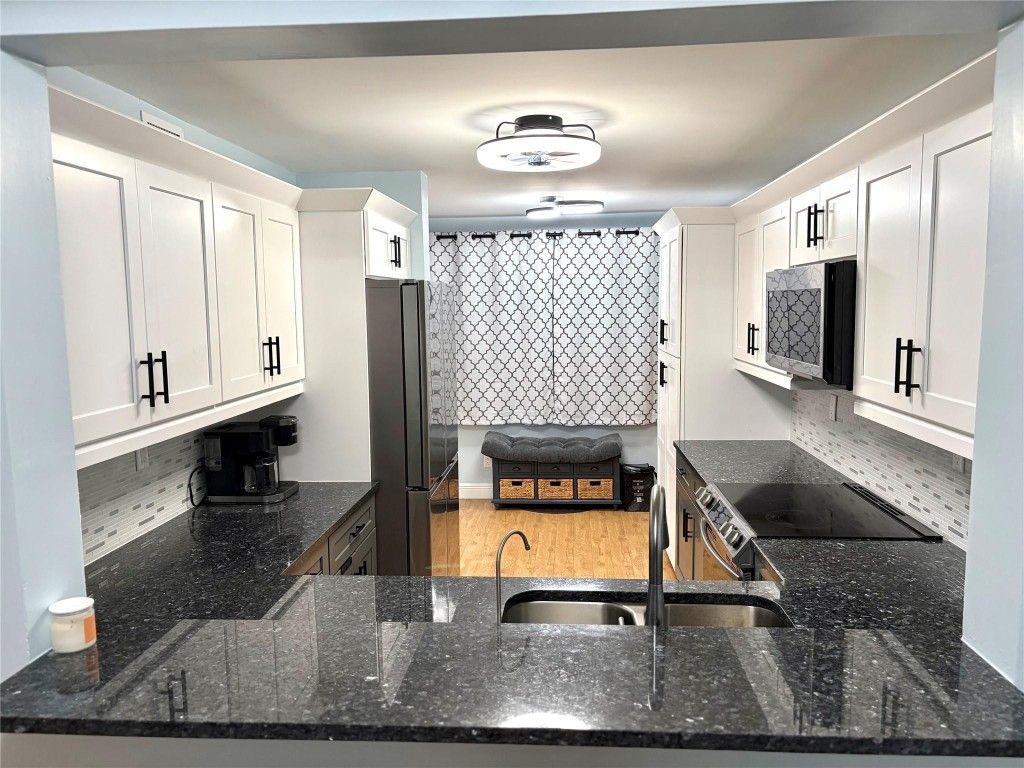 7302 S Devon Drive, Unit 307, Fort Lauderdale, FL 33321 Photo