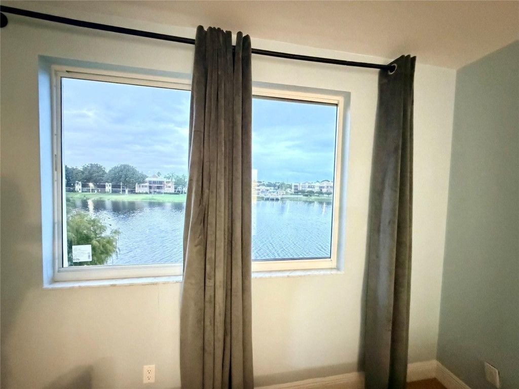 7302 S Devon Drive, Unit 307, Fort Lauderdale, FL 33321 Photo