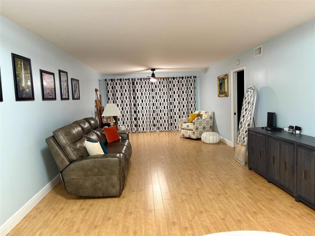 7302 S Devon Drive, Unit 307, Fort Lauderdale, FL 33321 Photo