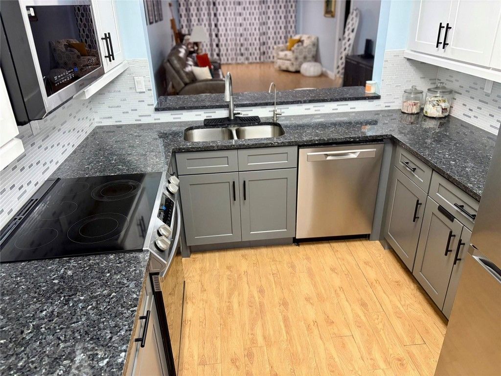 7302 S Devon Drive, Unit 307, Fort Lauderdale, FL 33321 Photo