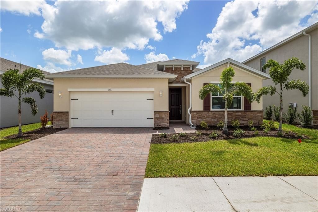 560 Spring Hill Lake Loop, Cape Coral, FL 33993 Photo
