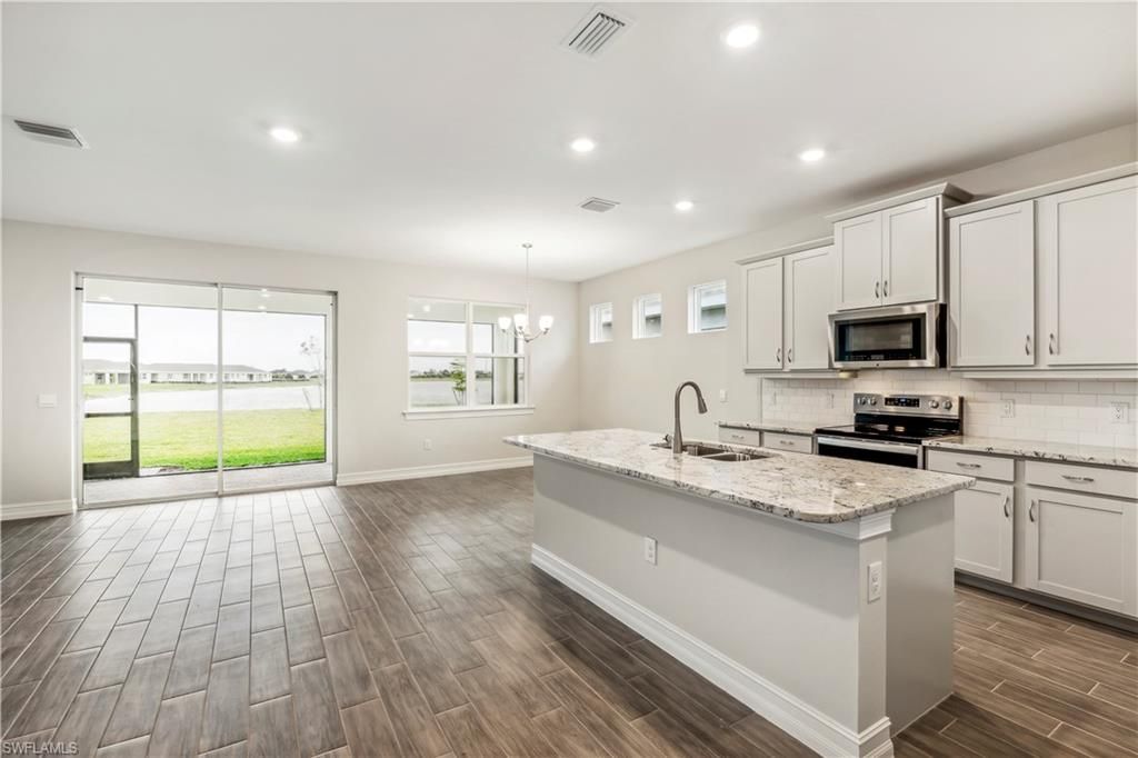 560 Spring Hill Lake Loop, Cape Coral, FL 33993 Photo