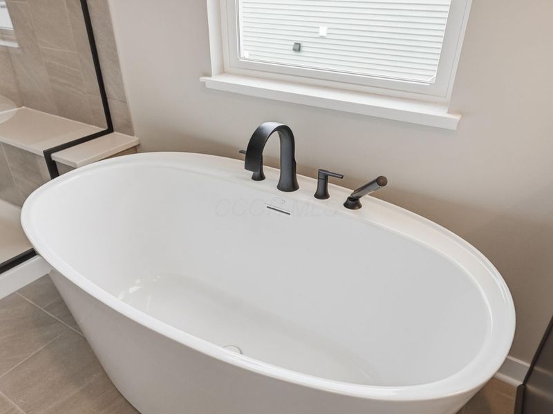 1152 Interchange Drive, Plain City, OH 43064 Photo 45