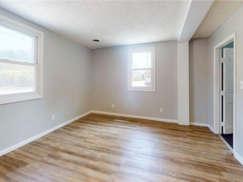 7023 Clark Avenue, Cleveland, OH 44102 Photo 11