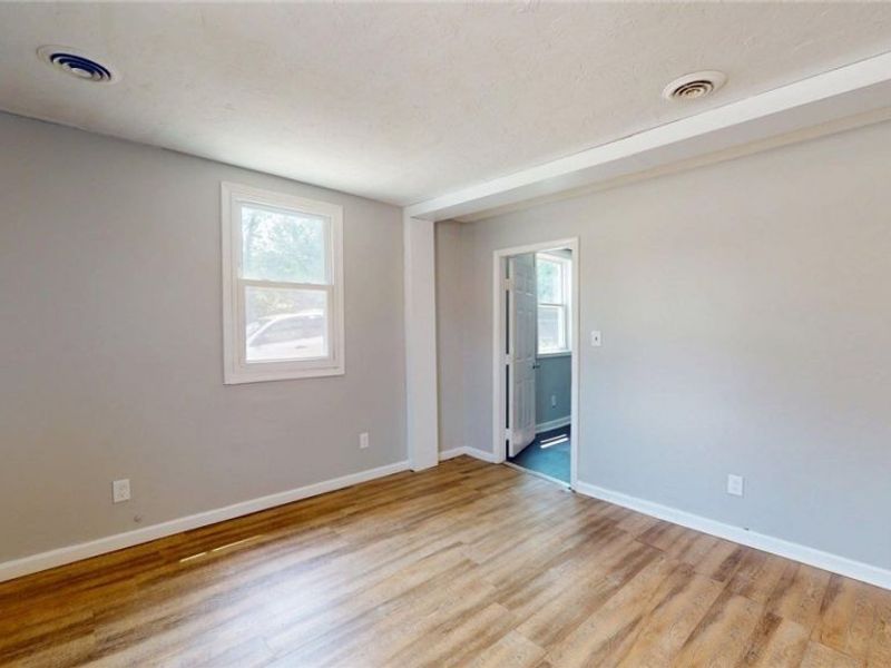 7023 Clark Avenue, Cleveland, OH 44102 Photo 12