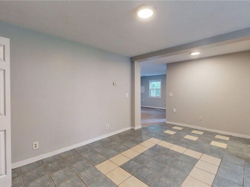 7023 Clark Avenue, Cleveland, OH 44102 Photo 30