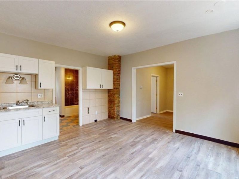 7023 Clark Avenue, Cleveland, OH 44102 Photo 35