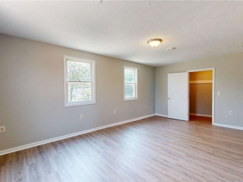 7023 Clark Avenue, Cleveland, OH 44102 Photo 38