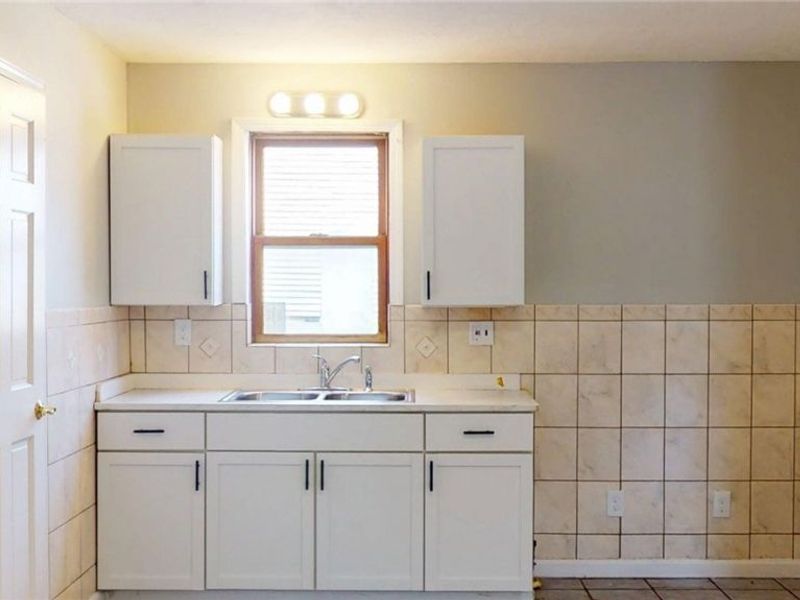 7023 Clark Avenue, Cleveland, OH 44102 Photo 4