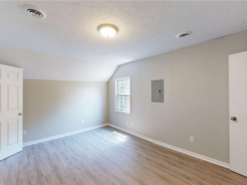 7023 Clark Avenue, Cleveland, OH 44102 Photo 47