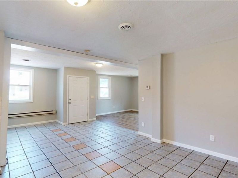 7023 Clark Avenue, Cleveland, OH 44102 Photo 7