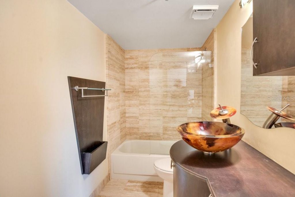 530 E Central Boulevard, Unit 406, Orlando, FL 32801 Photo