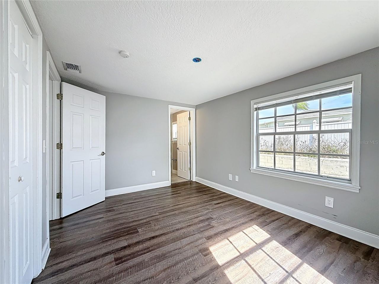 1125 Michigan Drive N, Dunedin, FL 34698 Photo