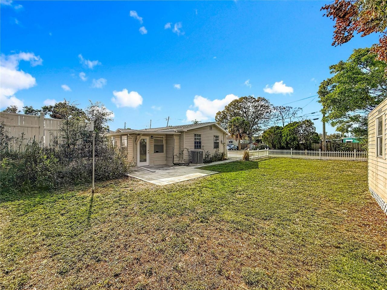 1125 Michigan Drive N, Dunedin, FL 34698 Photo