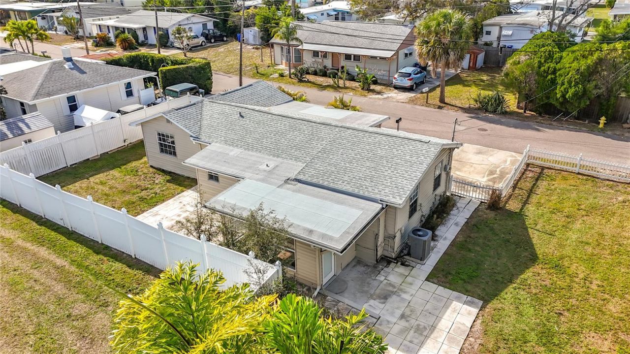 1125 Michigan Drive N, Dunedin, FL 34698 Photo