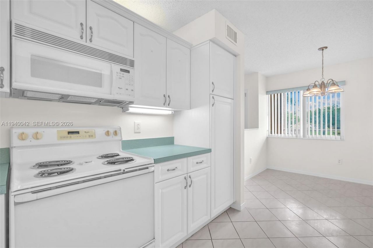 9587 Weldon Circle, Unit B205, Tamarac, FL 33321 Photo