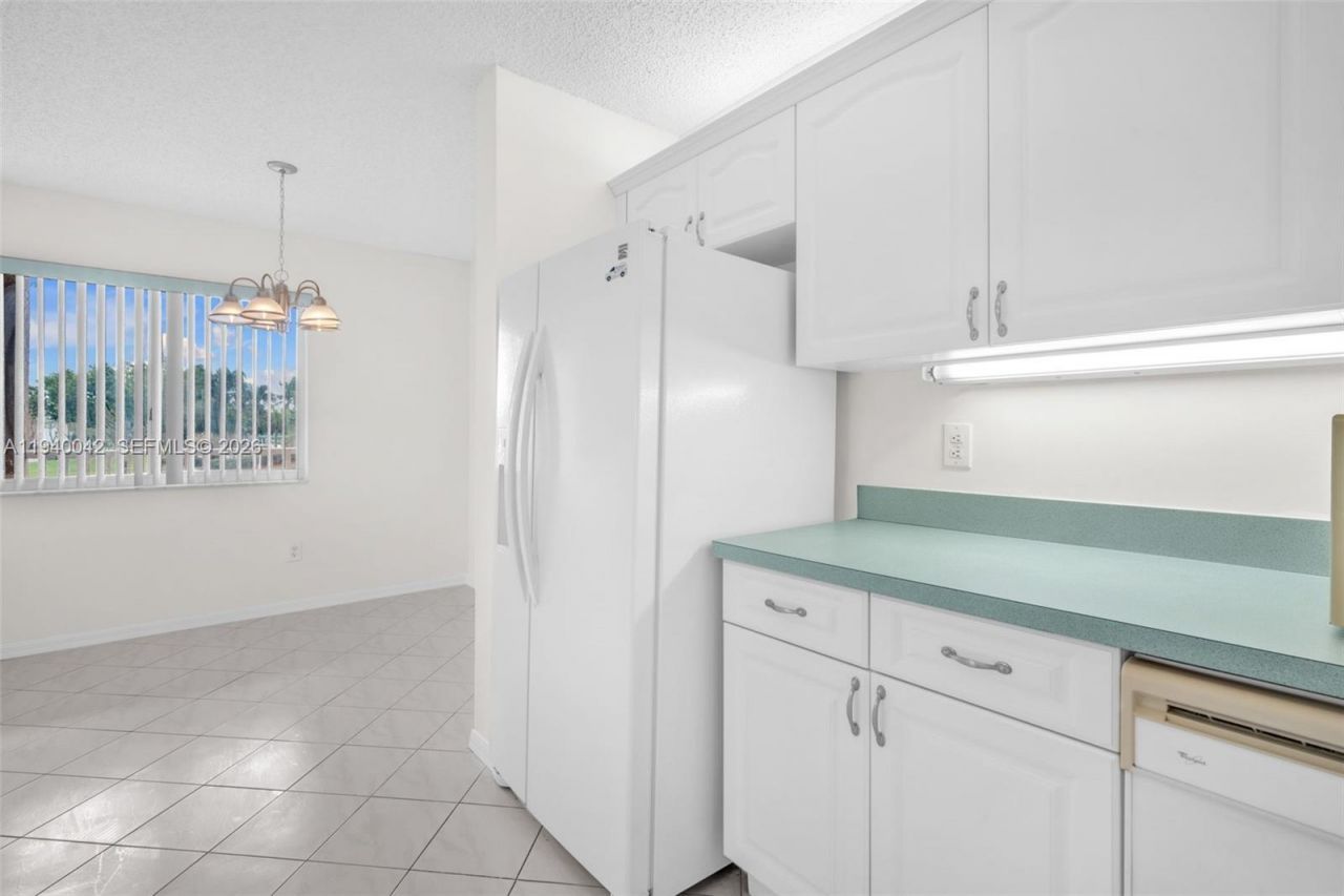 9587 Weldon Circle, Unit B205, Tamarac, FL 33321 Photo