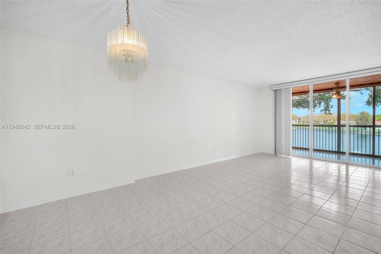 9587 Weldon Circle, Unit B205, Tamarac, FL 33321 Photo