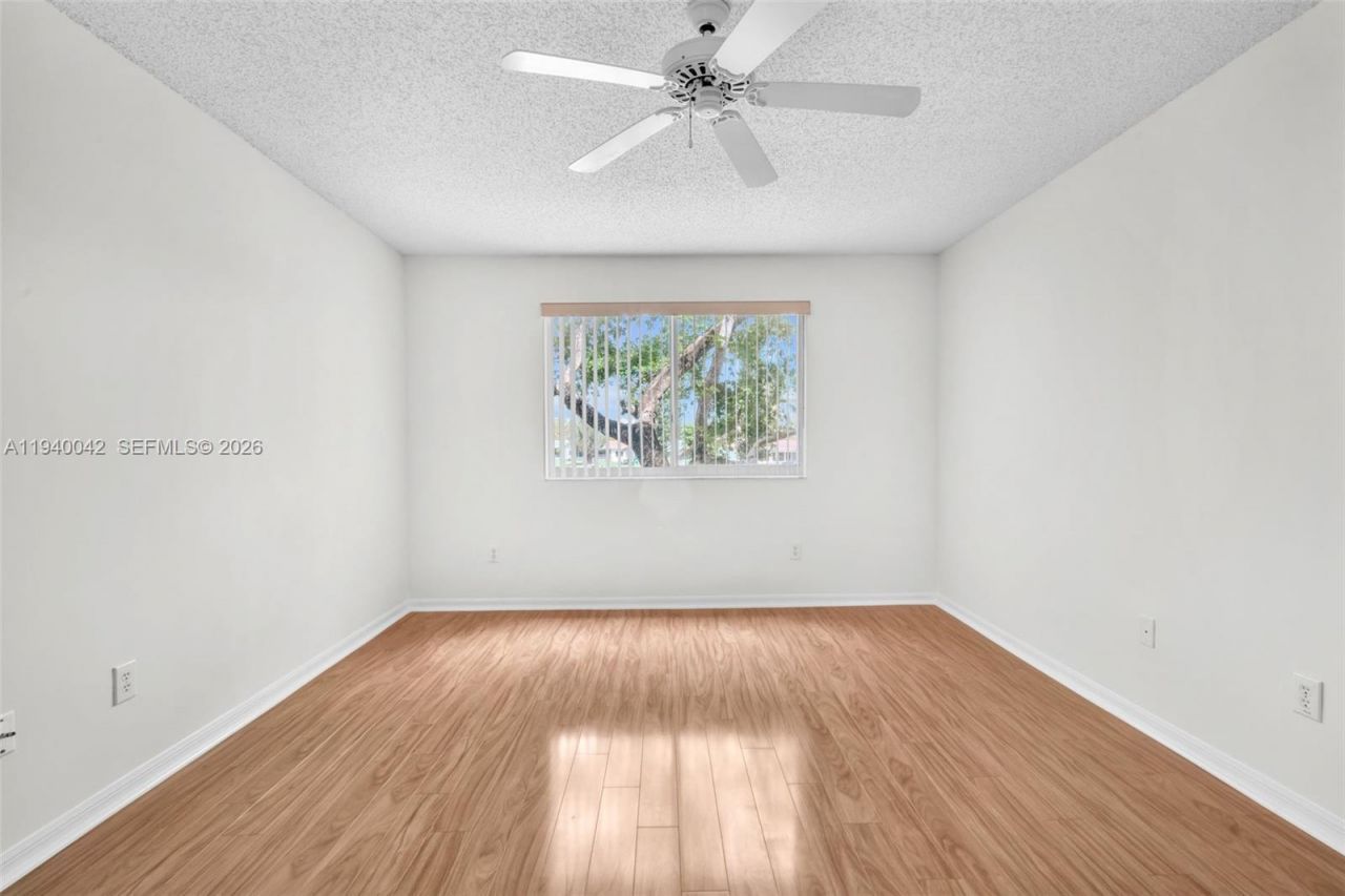 9587 Weldon Circle, Unit B205, Tamarac, FL 33321 Photo