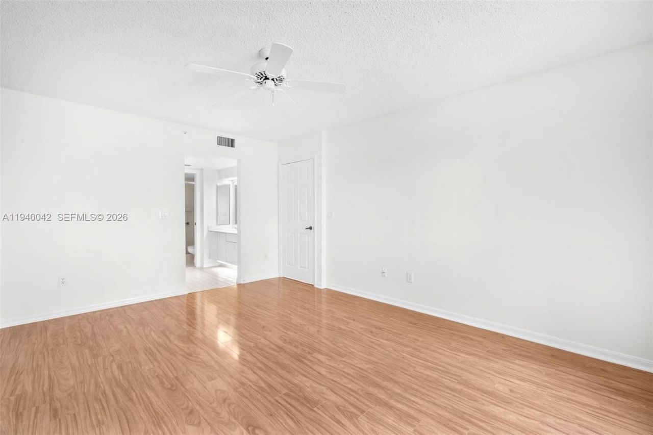 9587 Weldon Circle, Unit B205, Tamarac, FL 33321 Photo