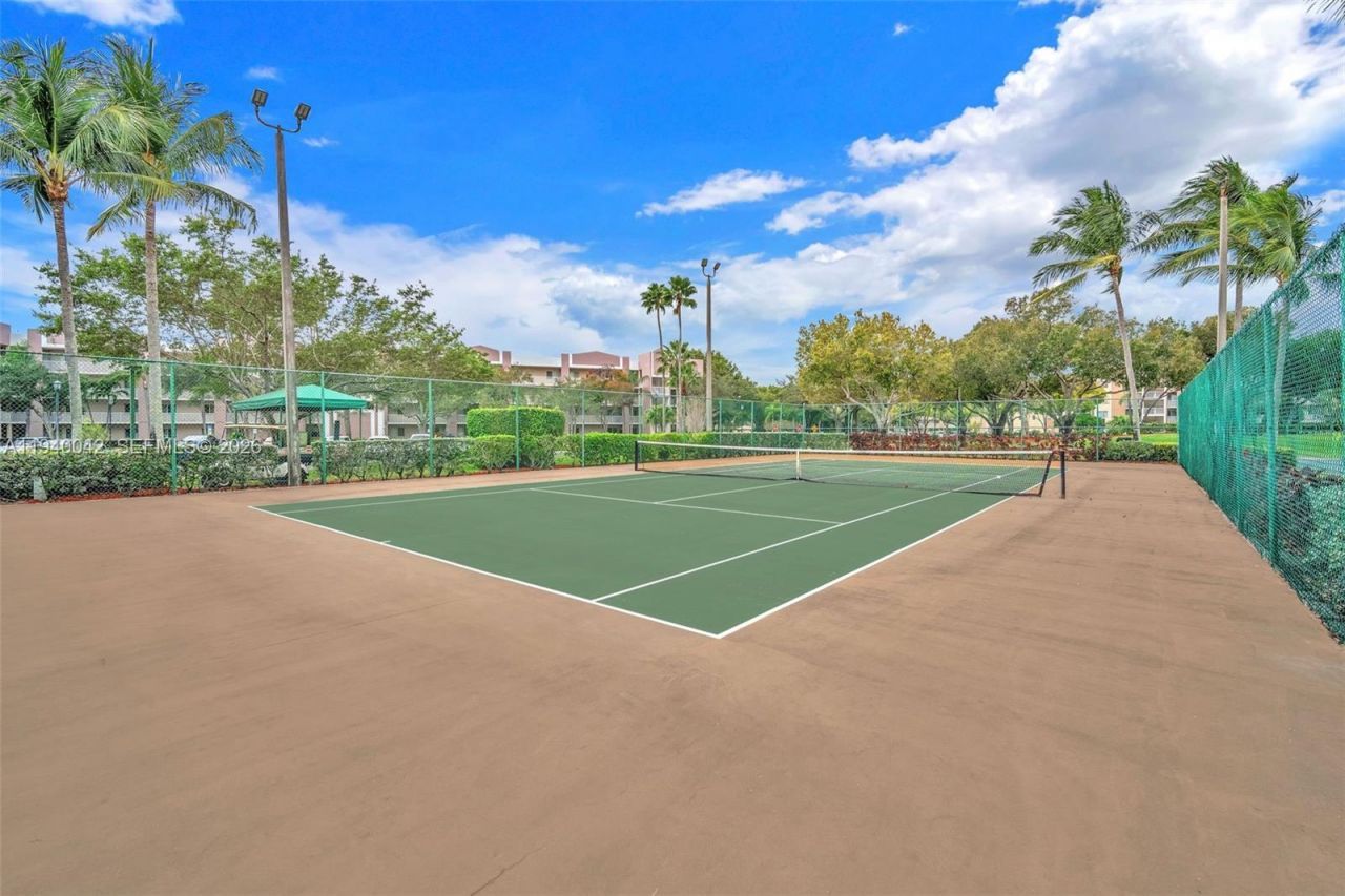 9587 Weldon Circle, Unit B205, Tamarac, FL 33321 Photo