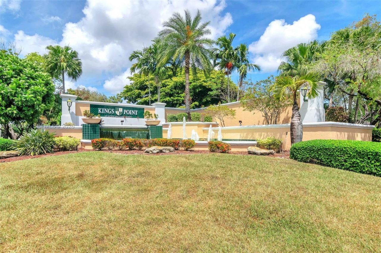 9587 Weldon Circle, Unit B205, Tamarac, FL 33321 Photo