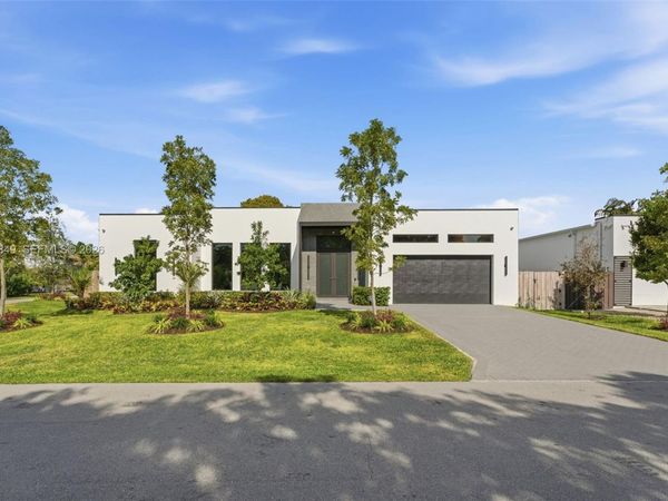 301 NE 27th Dr, Wilton Manors, FL 33334