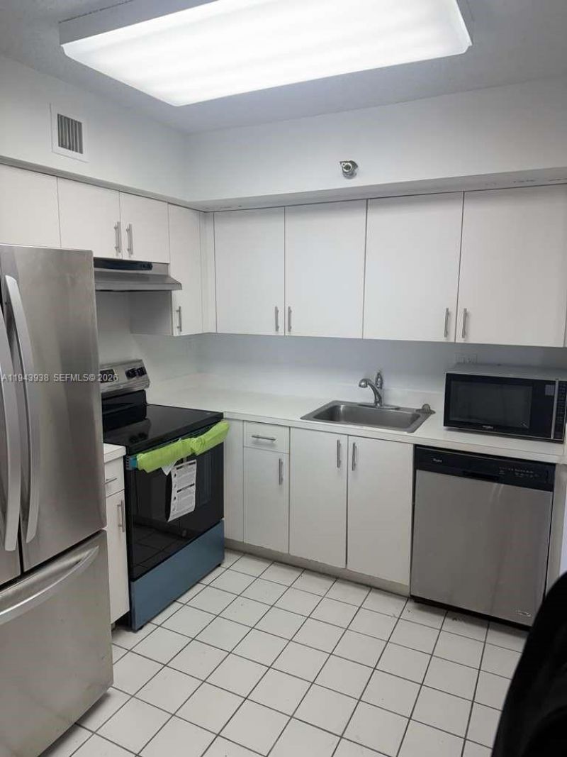 3300 NE 191st St, Unit 1903, Aventura, FL 33180 Photo