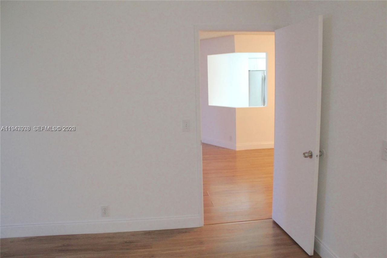 3300 NE 191st St, Unit 1903, Aventura, FL 33180 Photo