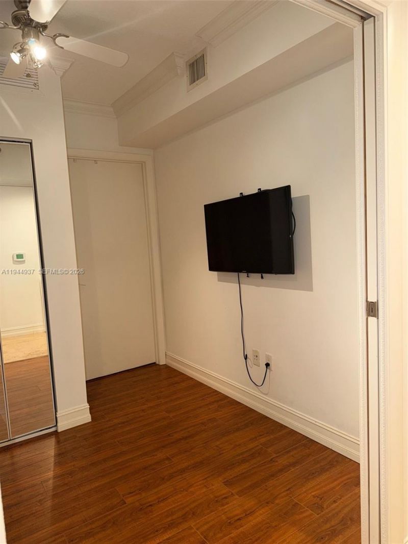 1800 S Ocean Dr, Unit LP4206, Hallandale Beach, FL 33009 Photo