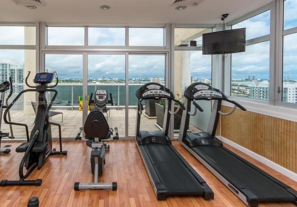 7929 West Dr, Unit 1001, North Bay Village, FL 33141 Photo