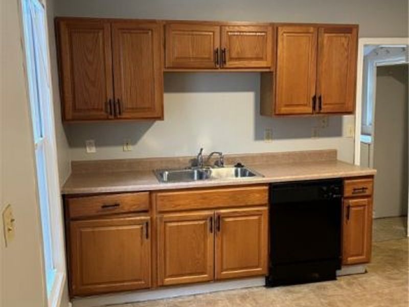 2053 W 95th Street, Cleveland, OH 44102 Photo 3