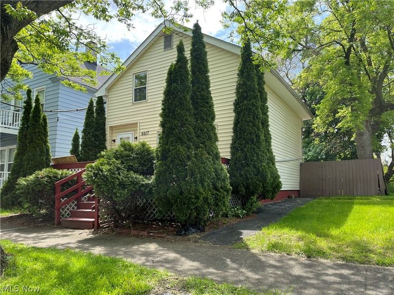 6617 Wakefield Avenue, Cleveland, OH 44102 Photo 3