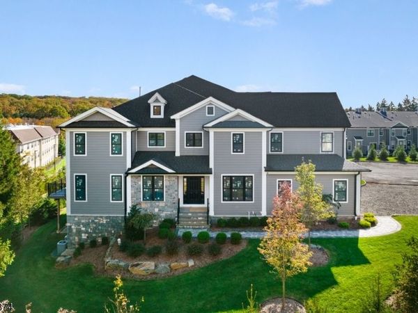 502 Tiffany Way, Watchung, NJ 07069