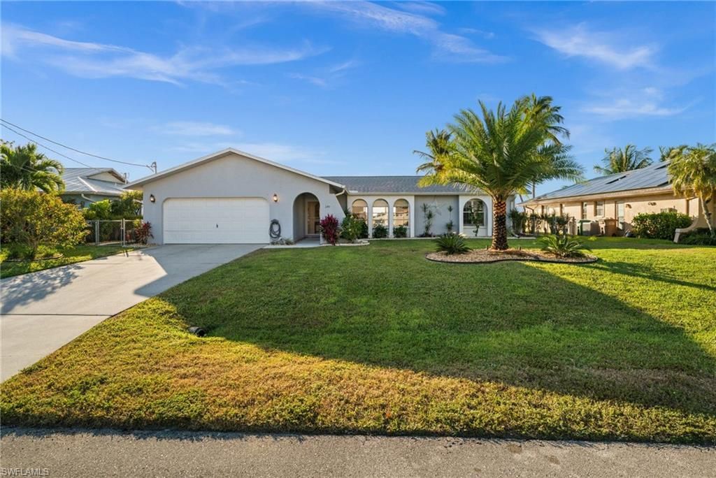 240 SE 20th Pl, Cape Coral, FL 33990 Photo