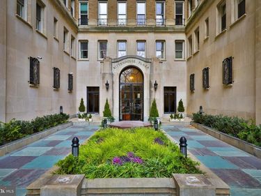 1901 WALNUT STREET, Unit 17F, PHILADELPHIA, PA 19103